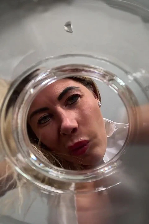 Callie的继父巨人制作实验