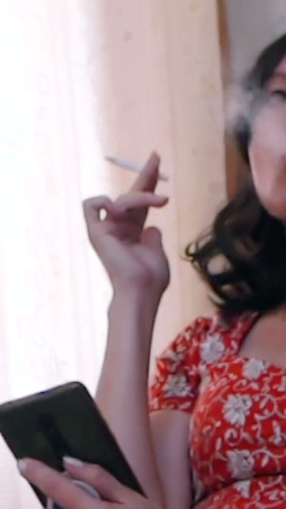 I smoking, wait for you to turn me on !! | Clip 1