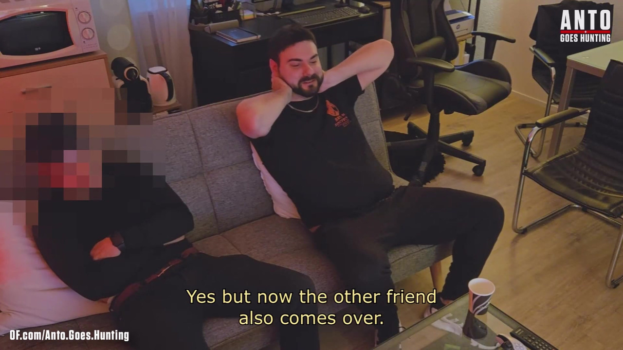 克里斯和史蒂文的首次3P当晚他们认识了对方