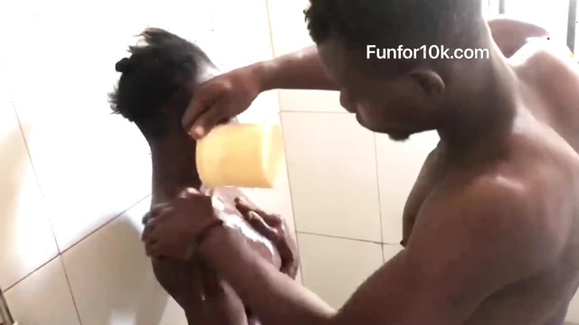 Fucking Mature in the Shower