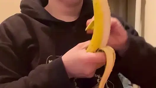 Не хватает его