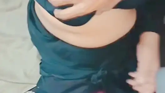 Desi indische freundin bhabhi enge muschi heiße große möpse, desi Dorfmädchen enge muschi in großen möpsen, sexvideo xxx