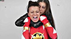 Pertarungan seks pahlawan super lesbian - ranger merah dikalahkan