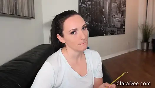 Clara Dee - kamu kalah taruhan dan sekarang kamu harus telan spermamu
