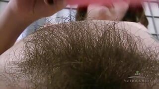 Simone Delilah Is Grooming Her Ample Body Hair