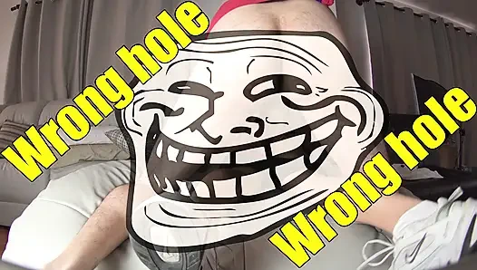 İşte bu! Kelimenin tam anlamıyla göt deliğimdesin! Kıçım acıtıyor!