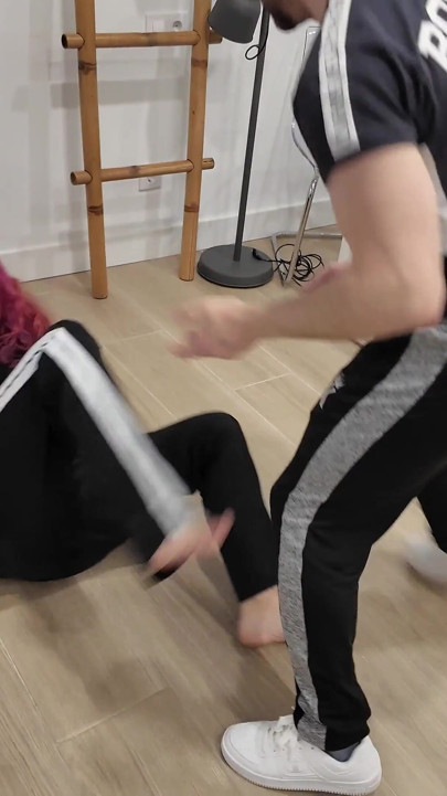 4K I Caught a Girl Try to Escape Fighting with Kicks