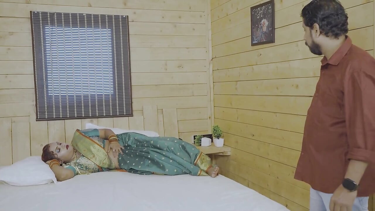 A Sexy Elder Stepbrother's Wife Wants to Massage Her Body with Her Deborji, Hardcore Bhabi Sex