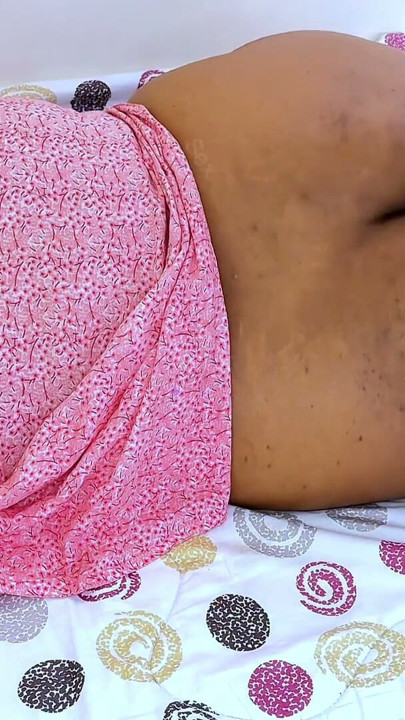Nee shaadishuda seksi bari gand vaali 20 saal ki patni pati ko dhokha deti hai aur pati ke phis jaane par apne eks-byaphrend ke saath seks karti hai | klip 2