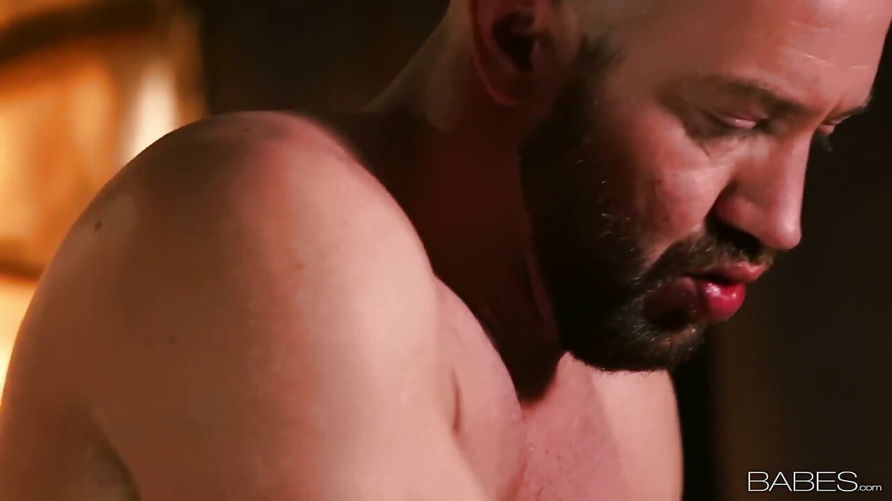 Babes - Caucasian Stacie Jaxxx Craves Intense Couples Sex & a Messy Facial Finish From Partner Will