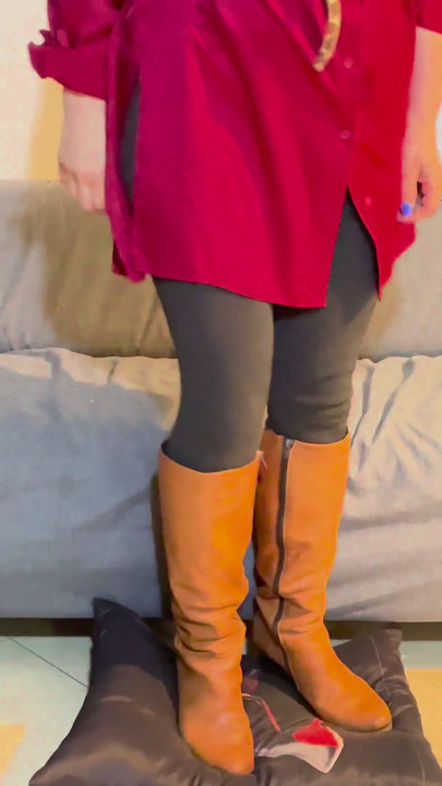 Empress Bella Sadic Humiliating with Boots
