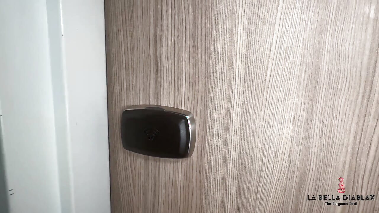 Barter System 3some Ft. Wetkittycity & Musa Phoenix