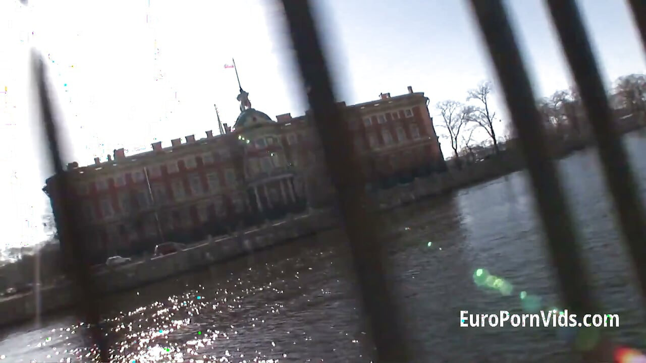 Nová zrzavá kočka touží po šukání do všech děr