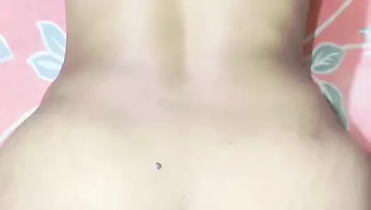 Horney, bengalische bhabhi reitet den schwanz des nachbarn mit klarem audio