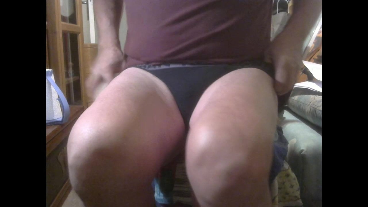 very long dildo complete in ass