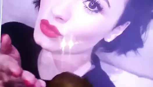 Cum haraç demi lovato