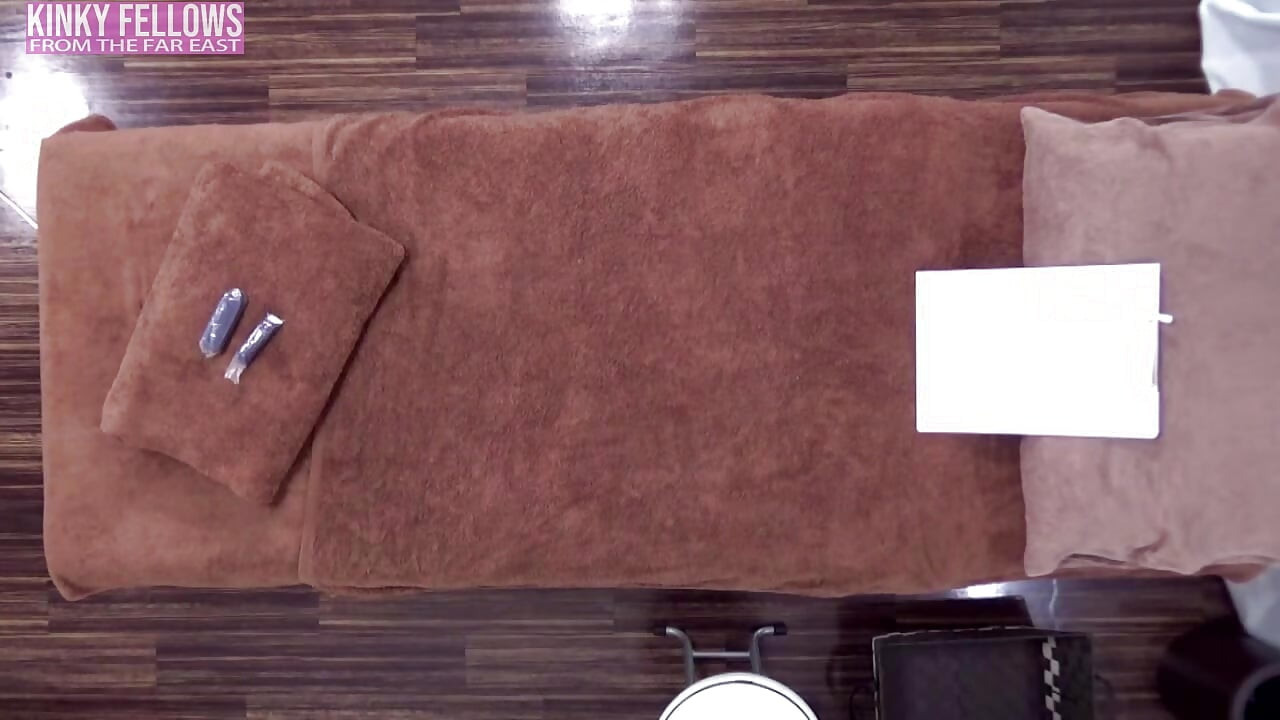 Ángel asiático 26950