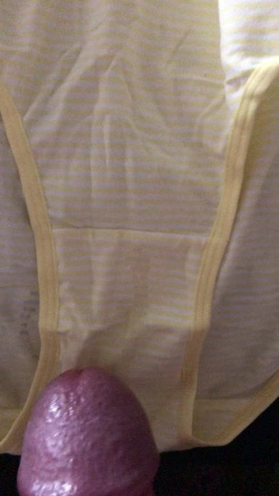 Panties wank
