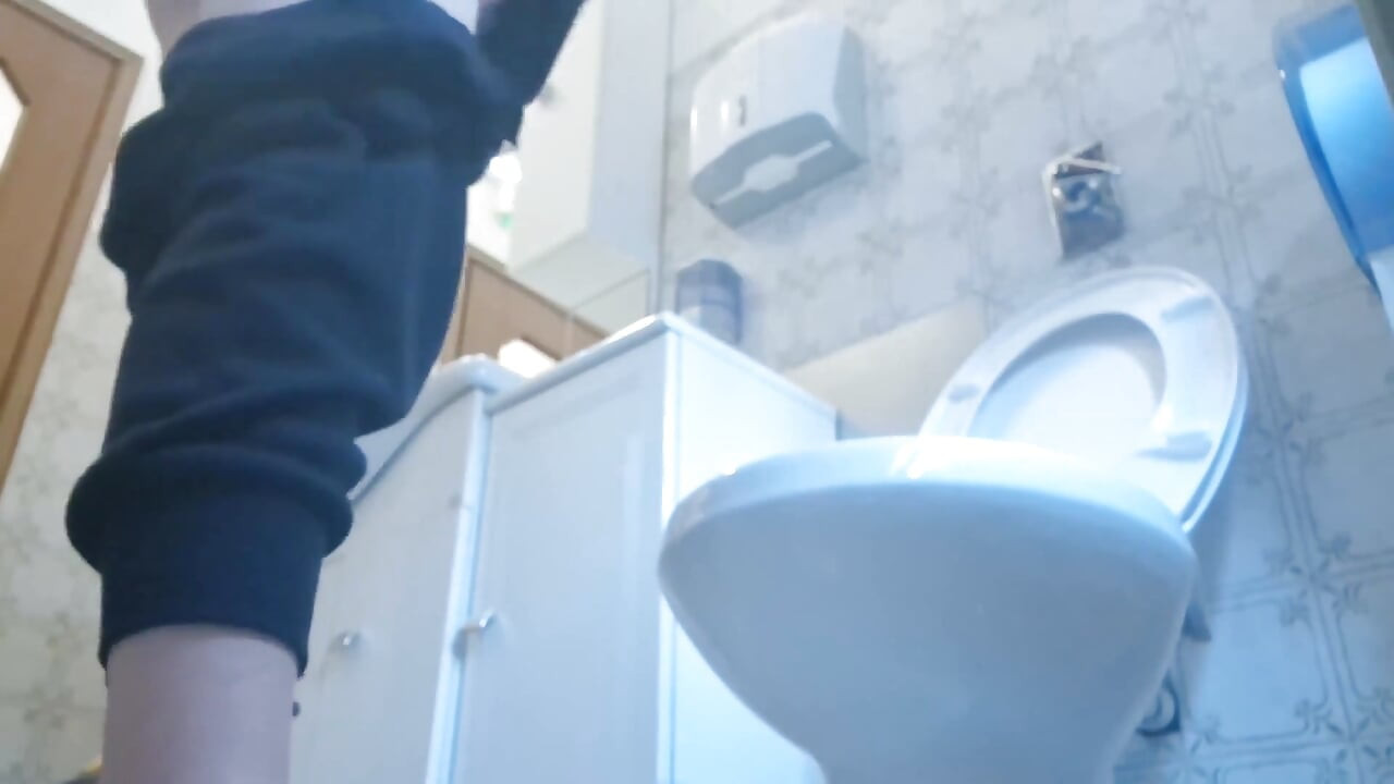 Smukke Piss Prutter Stripteases I Butikker Og Offentlige Toiletter Super Sexet Mega Opsamling