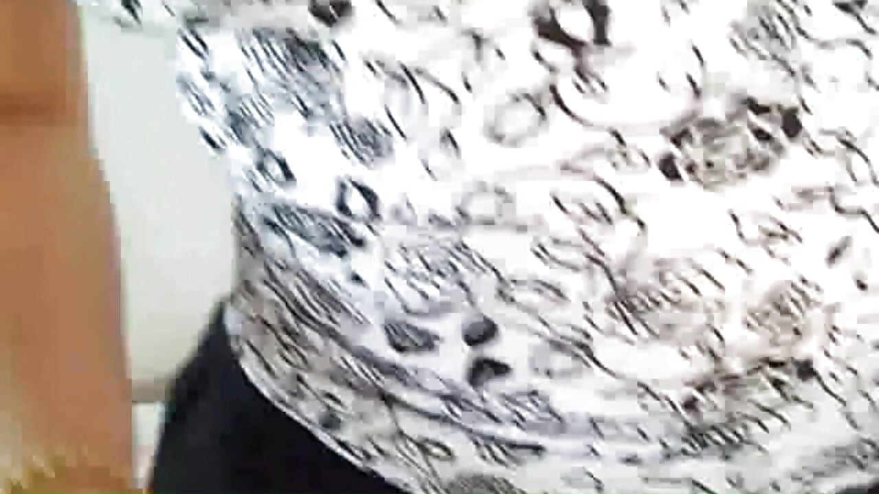 Married woman giving blowjob and taking cum from neighbor in construction
