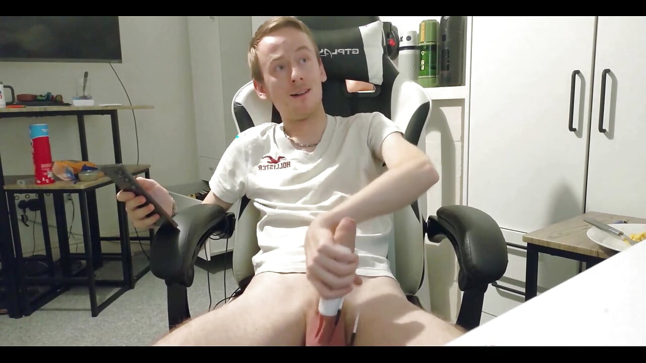 32 min. estim goon sesh holy fick...