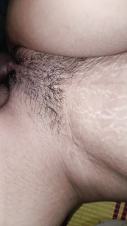 Seksipilna svastika, stvarno sam uživao, što da kažem, pička je bila tako mokra, otišao sam u 0.