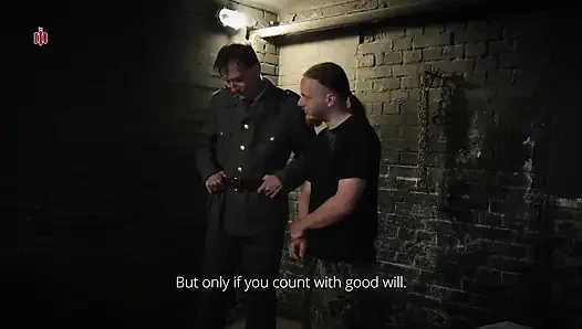 48H Prison Extreme Hari 2 - Sara harus melakukan olahraga pagi sampai kelelahan