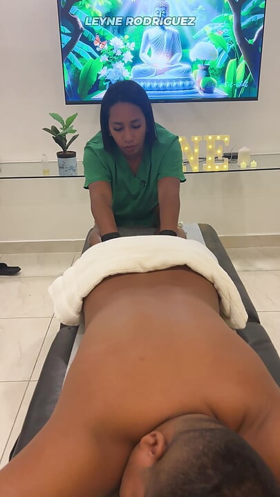 Leyne Rodriguez: Hot Latina in Massage Uniform Gives an Intense Oiled Session