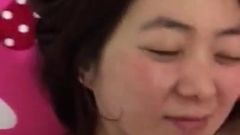 Ładna nieśmiała azjatycka tajwańska dziewczyna zostaje ostro wyruchana przez swojego chłopaka