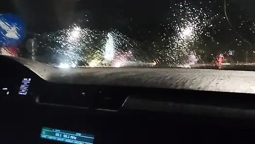 Чуть не застукали! Он в пробке передо мной, я люблю наблюдать. Большой камшот!  Часть 2