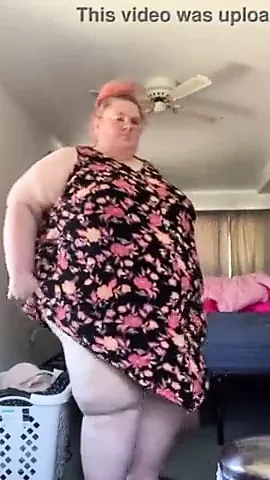 Ssbbw mostrando