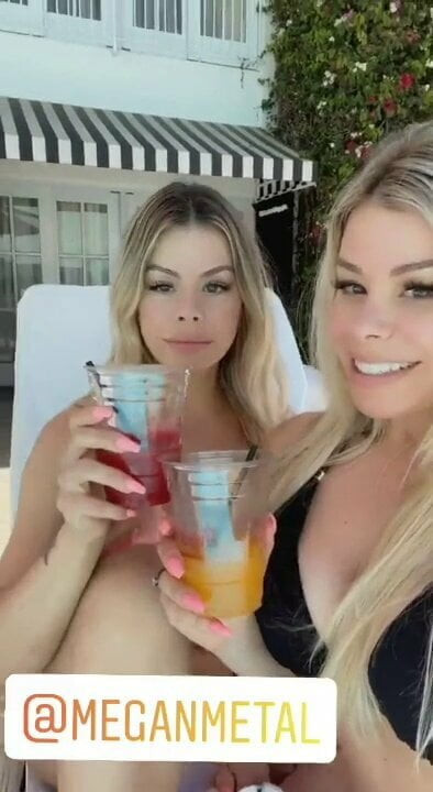 BIKINI BABES vol. 2