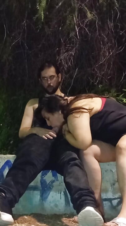 I meet young girl with huge tits in the park and we have sex