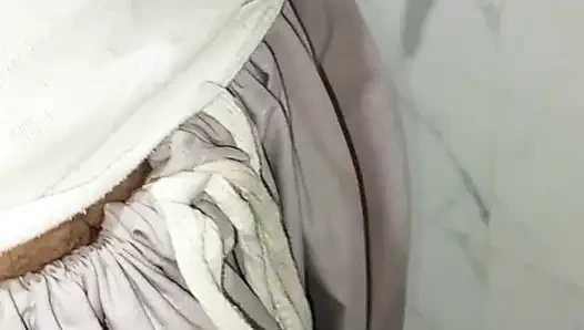 Hintli kadın ya da mastürbasyon yapıyor