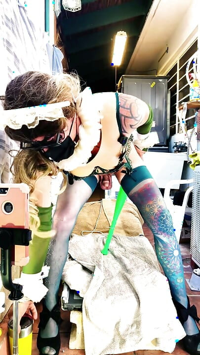 Kuuma Shemale kanssa Seksikäs Alusvaatteet Dildo Ratsastus Cumshot