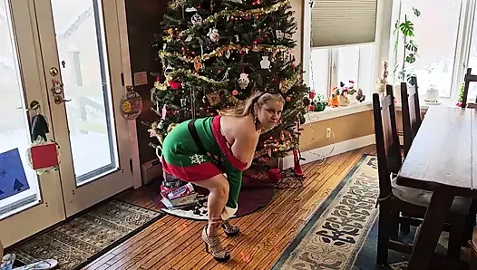 Anne ev hanımı büyük memeler ve büyük göt noelde sadece hayranlar olgun orta yaşlı seksi kadın