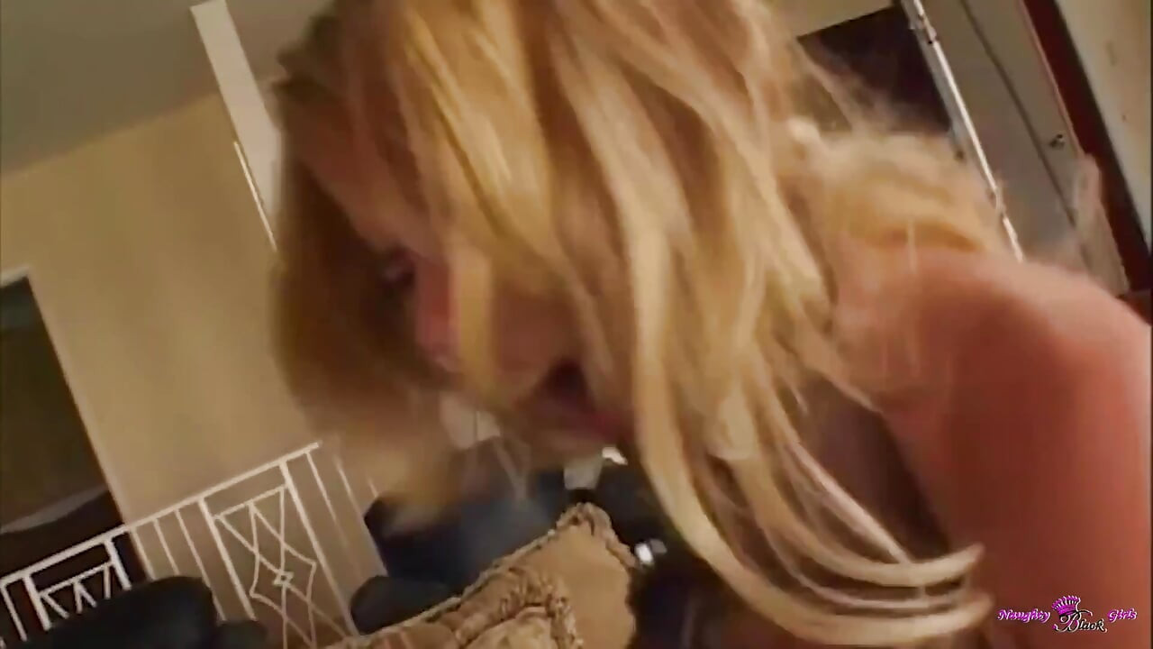 Lain Oi Has a Body to for and a Cunt Made for a BBC