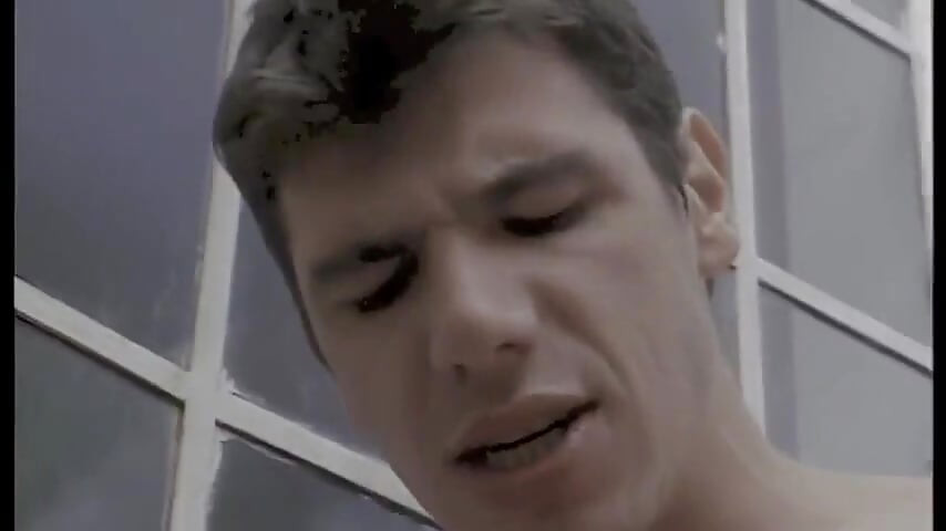 İtalyan Penisiyle Delinen Güzel Bir Rus Poposu