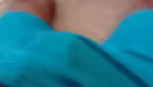 Üvey annem ve handjob düşünüyorum