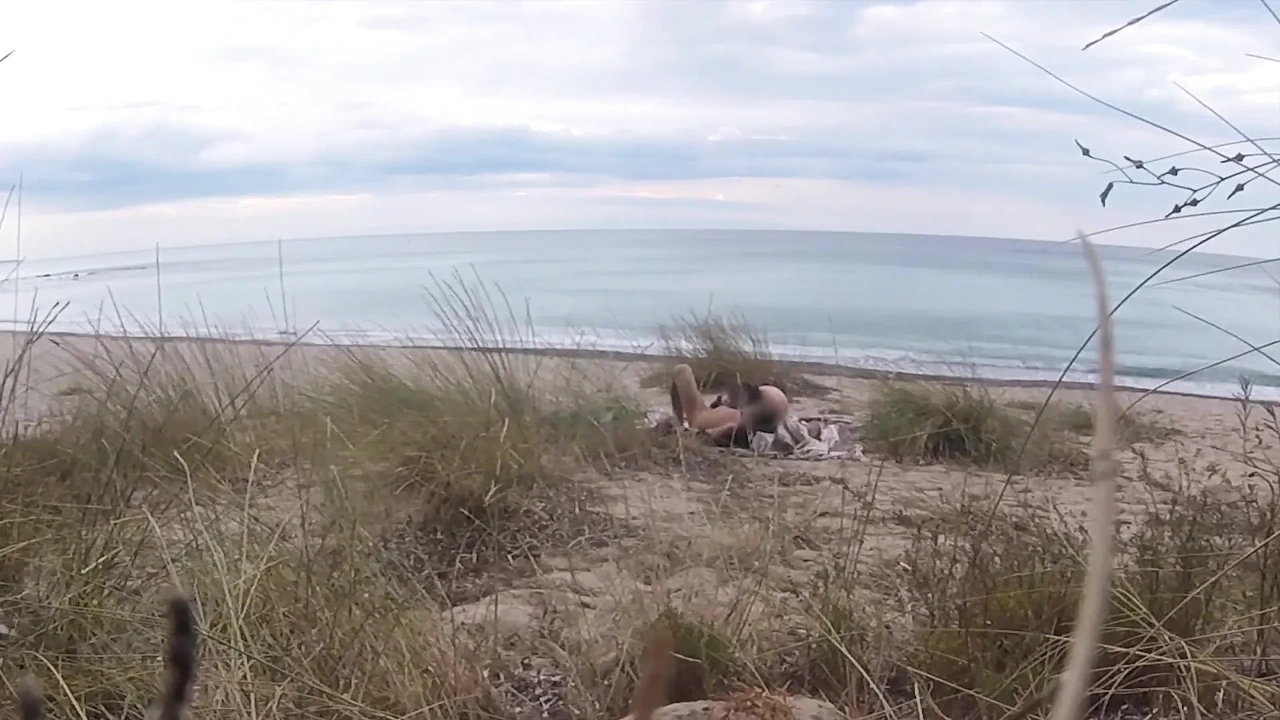 French Teacher Slut Blowjob Amateur on Nude Beach Front Stranger with Cumshot – Misscreamy