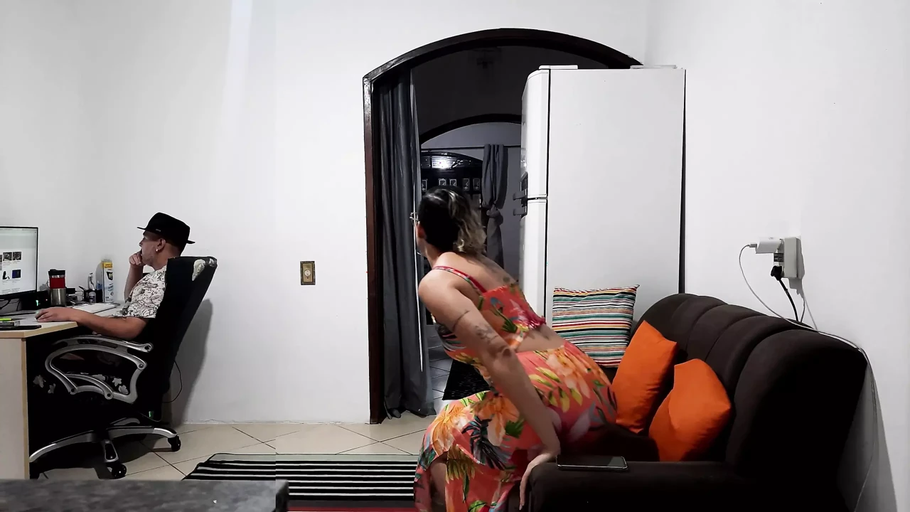 Mistress visits cheating wife while cuckold works from home.