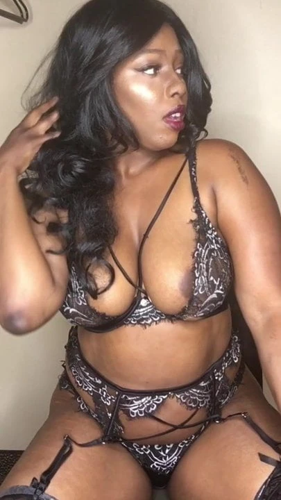 Findom Worship Goddess Xotic Kelli by sending