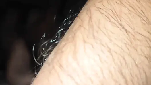 Pinay arkadaşı tarafından gerçekten sert sikiliyor