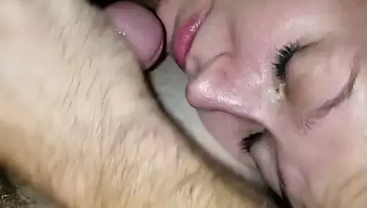Jerked off on her face