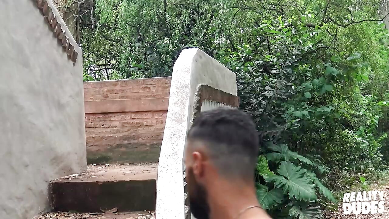 REALITY DUDES - El Santos And Emi’s Outdoor Hookup Heats Up With Passionate Oral And Intense Poolside Sex