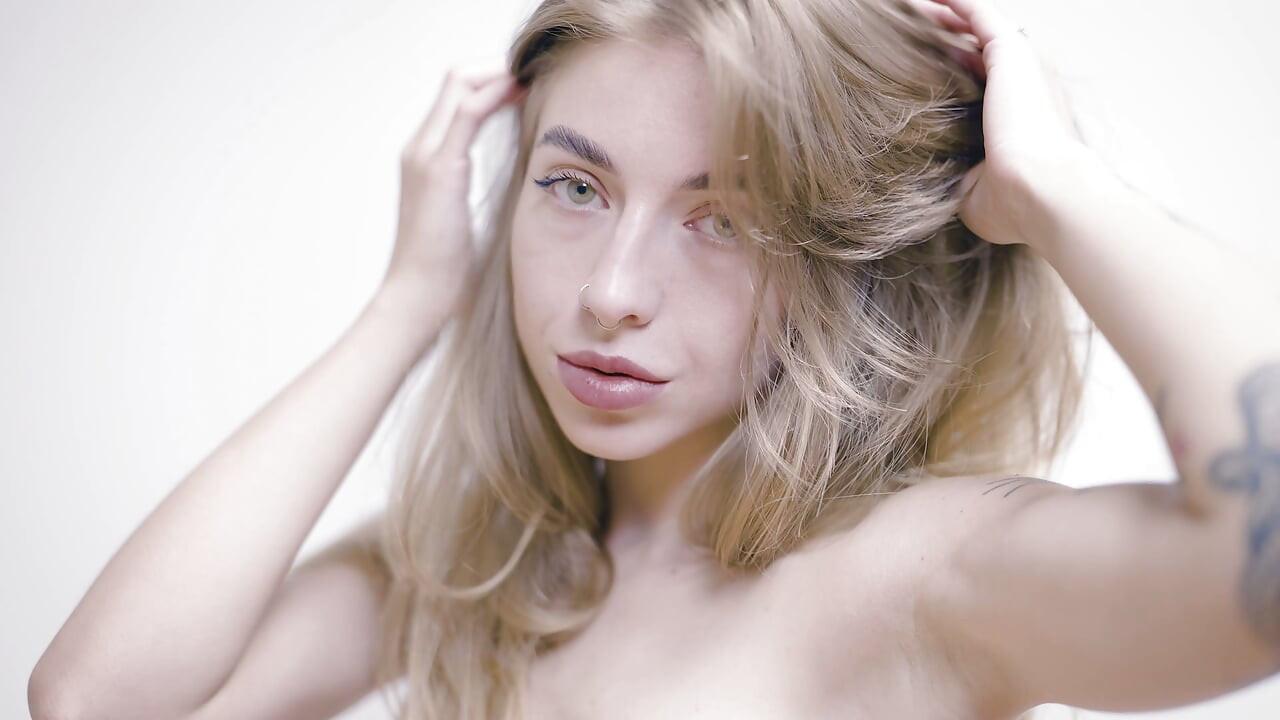 Behind the Scenes - Anastasiia Full Nude