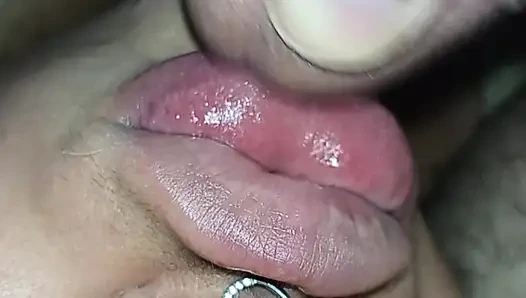 CREAMPIE FÜR EINE SPERMA-DURSTIGE SCHLAMPE