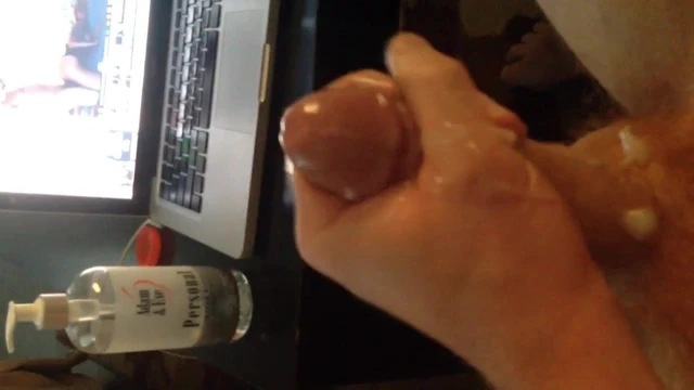 Red haired cum load