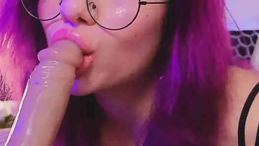 Oral seks yakın çekim seni ağzımla sikişimi izle