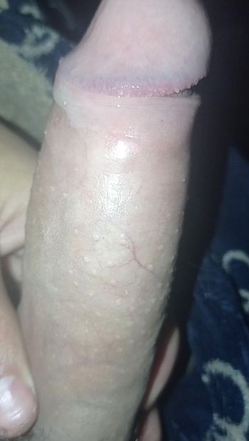 Sexo anal por primera vez con muchos juguetes y semen